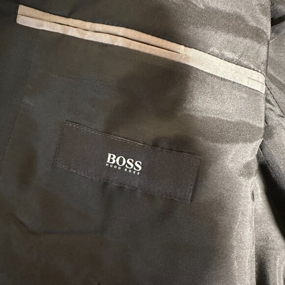Hugo Boss Blazer Men Size 40R Black 100% Wool Made in USA The Grand Central US - Picture 9 of 14